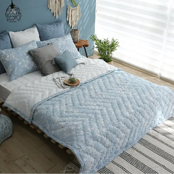 아망떼 폼폼 시어서커 리플 퀼팅이불 Blue