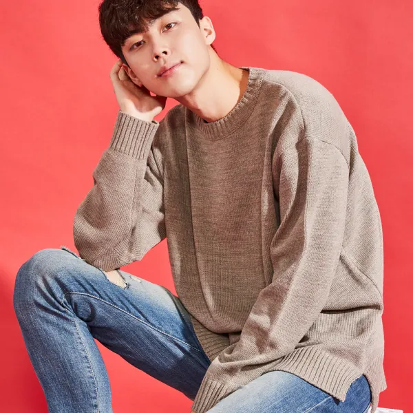 네스파 라일 루즈 라운드 니트 긴팔 오버핏