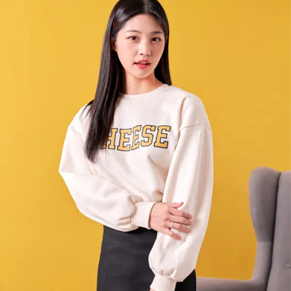 반에이크 치즈 기모 맨투맨