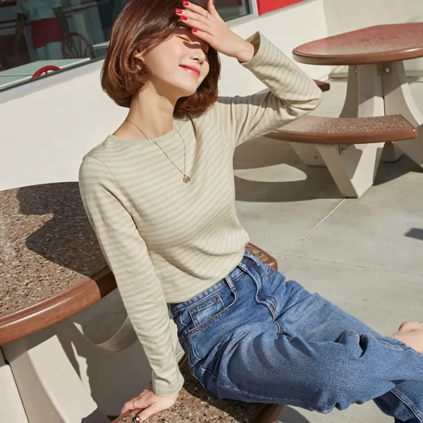 빼빼 여성용 국내제작 소매말림 단가라배색 니트티셔츠