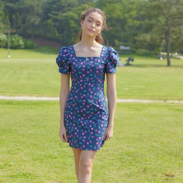 벰버 CHERRY SQUARE NECK MINI ONEPIECE