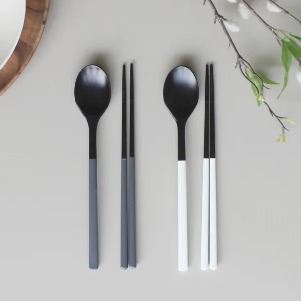 김성훈도자기 옻칠 나무 부부 화이트 + 진그레이 수저 세트 1세트 숟가락 + 젓가락