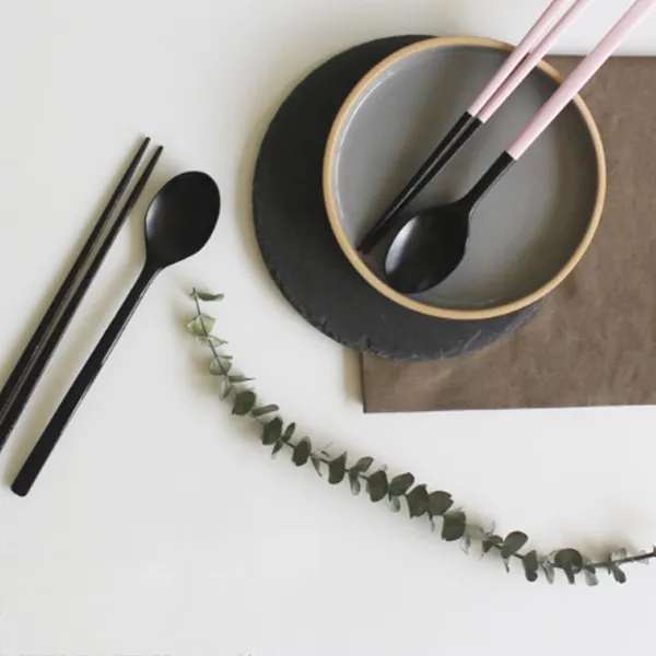 김성훈도자기 옻칠 나무 부부 블랙 + 핑크 수저 세트 1세트 숟가락 + 젓가락