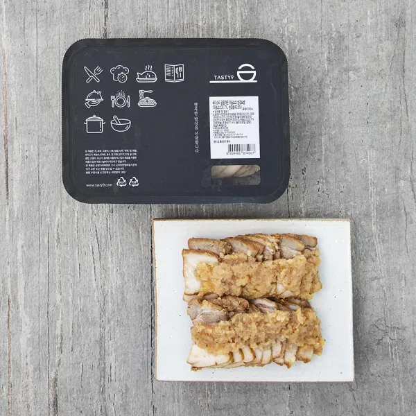 테이스티나인 달콤개운 마늘소스 삼겹보쌈, 250g, 1개