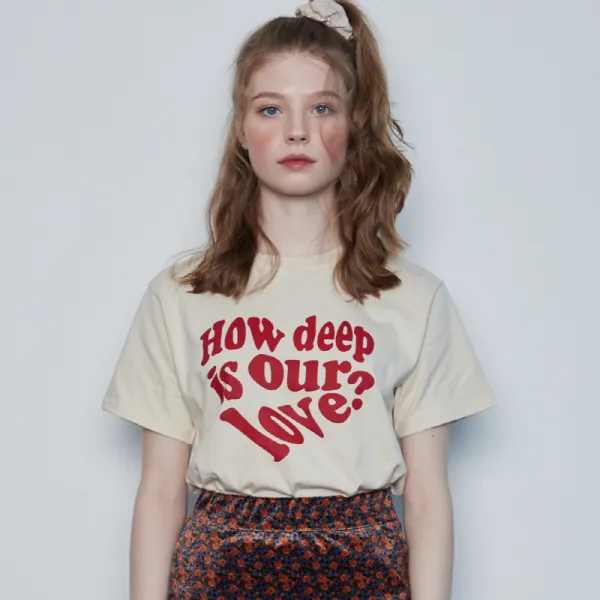 러브이즈트루 여성용 IN LOVE 반팔티셔츠