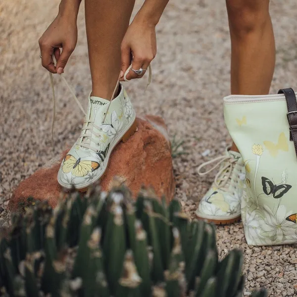 뭄카 Butterflies Shortboots
