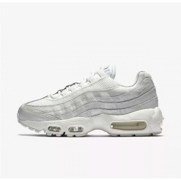 NIKE 나이키 우먼스 에어맥스95 프리미엄 써밋화이트 바스트그레이 807443-102