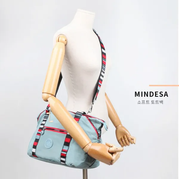 여자 20대 패션 가방 일상 캐주얼 봄 패션 데일리백 보온 병 1405리터 텀블러 보냉 빨대 보틀 손잡이 워터보