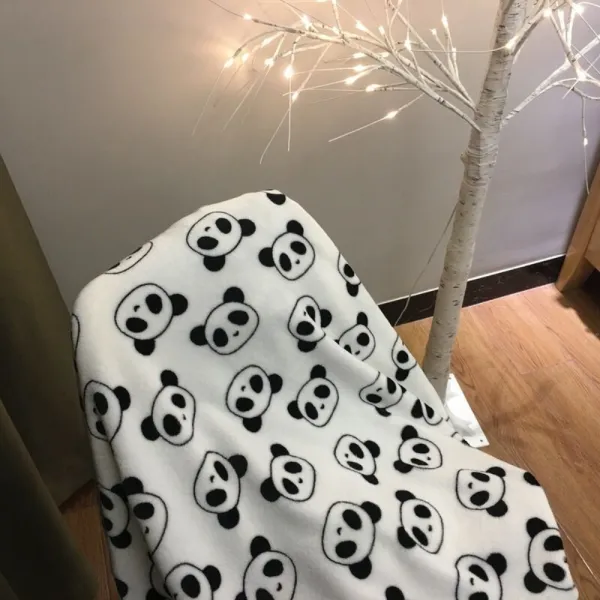짱구 담요 미피 담요 캐릭터 여름 양면이불 블랑켓 극세사 블랭킷 담요 수험생 공시생 사무실 낮잠필수 냉방병, X