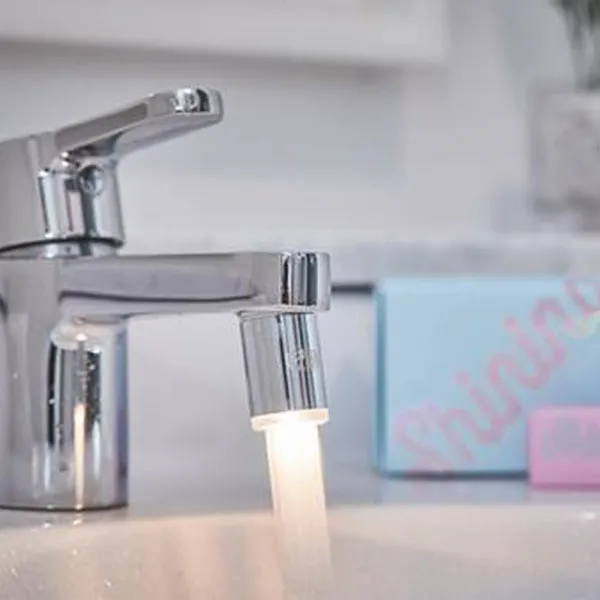 슈퍼메이킷 샤이닝 뷰티케어 Led 워터탭 세면대 수도꼭지필터 녹물제거 1개