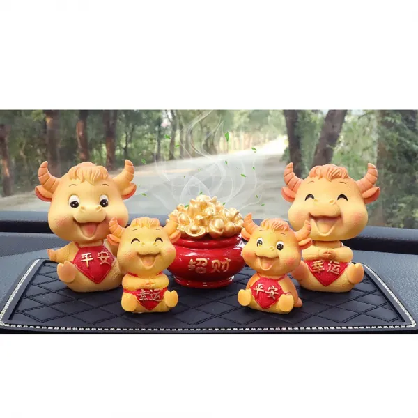 Jan.14 226번 소의 해 자동차 인테리어 소품 차량 마스코트 머리 흔들기 재물 보기 봇물 터지듯 차재 장식 용품 대반전z 18_우 재 평안 + 행운 2 큰 2 작은 + 홍 화수