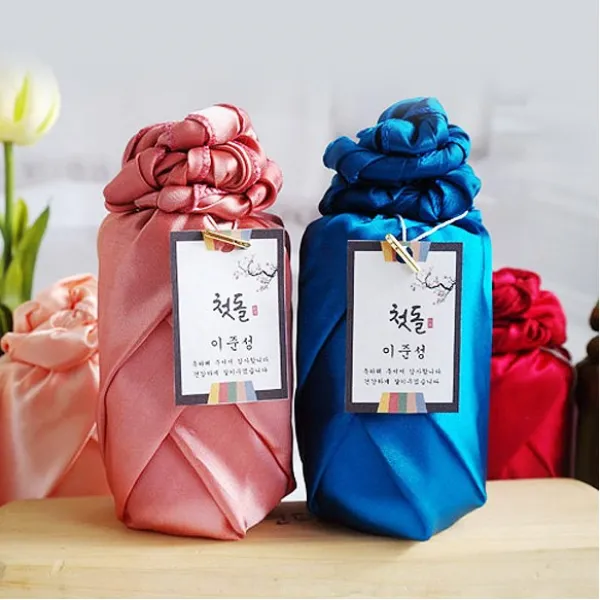 정민이네샵 (격자공단보자기) 전통보자기포장무료 국내산천일염 잡곡 꽃차 320ml 돌답례품 교회답례품 돌잔치선물 결혼답례품 보험판촉상품 소규모고급답례품 추석 명절선물세트, 1개, 구운마늘 천일염