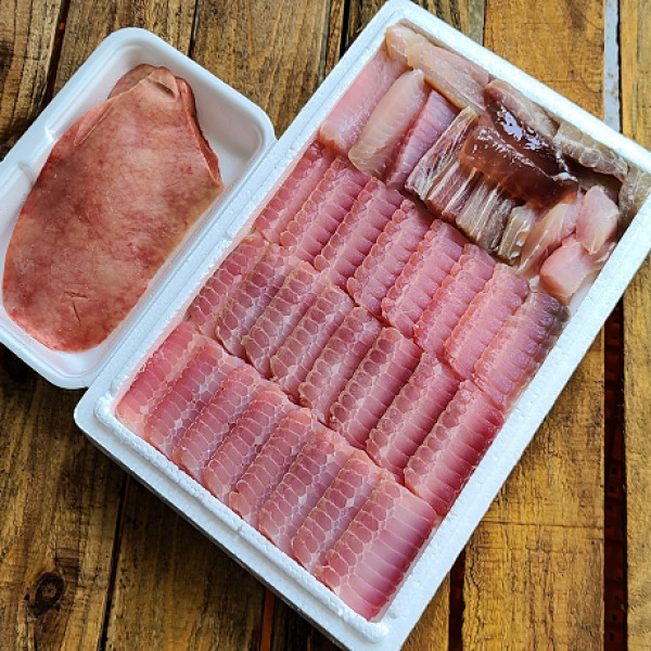 생선톡톡 국내산 목포/흑산홍어 500g+ 홍어애/껍질/묵 택1, 1개, 국내산 500g 중숙성 + 홍어애