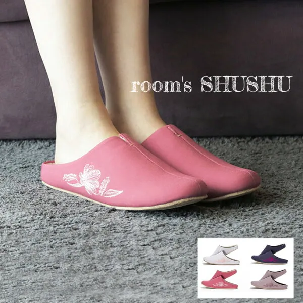 럼 스 슈 롬 스 슈 어 u 슬리퍼 룸 슈 즈 fr 001fr0012 합성섬유 m 사이즈 ~ l 사이즈 cloosed sole opened sole 경 량 으로 발코니 여성 들 이 귀여운 꽃 자수 로 분 홍 인 스타 를 매치 해 화려 한 선물 패션 을 선 보 였 다.