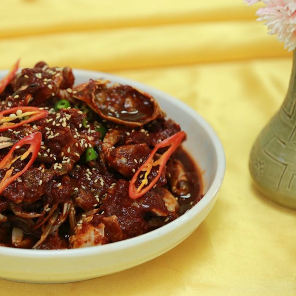 양념돌게장1kg 전라남도 여수 어머니손맛 숙푸드 간장 젓갈 해산물 수산 전복장 새우장 갈치속젓 1개