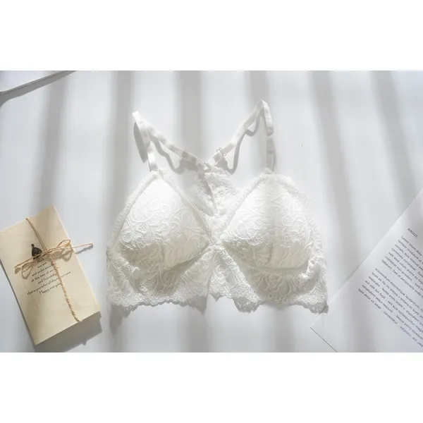 여름 미등 내의 여학생이 모여서 작은 가슴 새넷 붉은 레이스 얇고 유혹적인 조끼형 랩