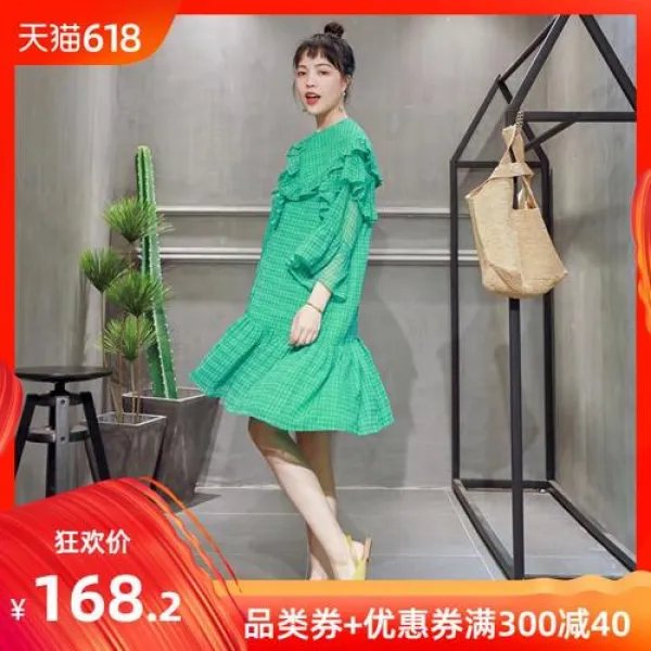 2019 여름 여성 쉬폰원피스 KEIKO Kelly Europe 2019 여름 새 장난기있는 인형 칼라 녹색 체크 무늬 쉬폰 드레스 프릴 스커트