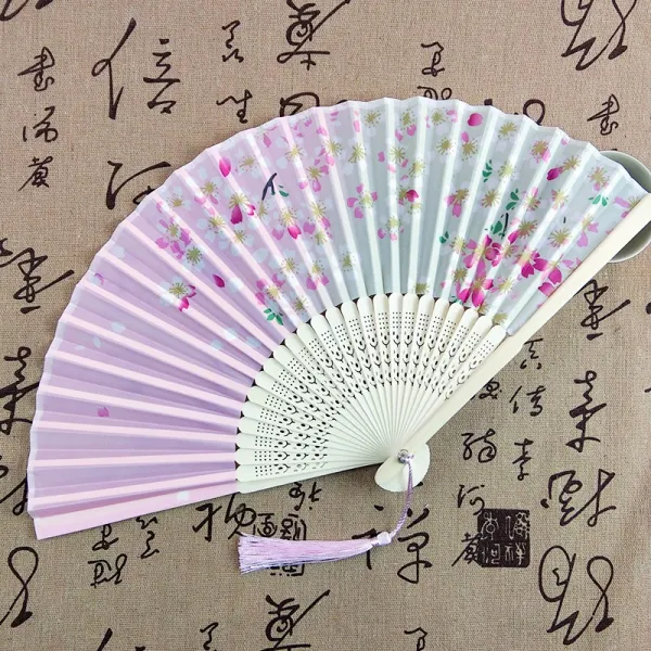 부채 엔틱 쥘 여성궁전 고대의상 연기 휴대용 작은 차이나스타일 클래식한 한나라의복 비단 태슬 대나무, T01-붉은 술 첫만남, 기본