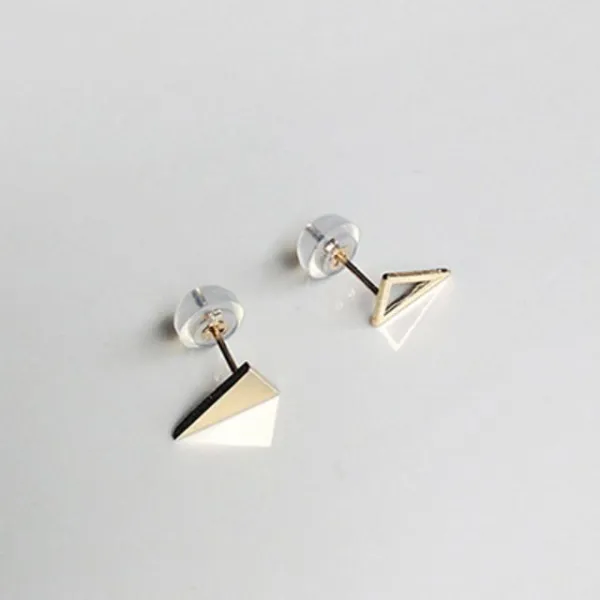 [천삼백케이] [녹다] 10k gold unbalanc triangle earring