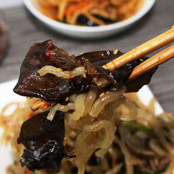 보름달식당 가정식반찬 수제반찬 골라담기 반찬 나물볶음 국 찌개 탕 모음 151종, 반찬 78. 오동통 잡채 200g*2팩