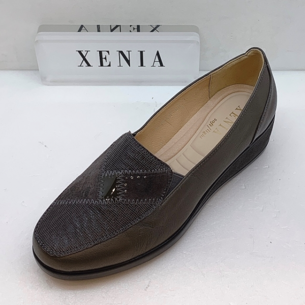 제니아 제니아 여성 양가죽 발편한 초경량 쿠션 몰드 로퍼 단화 Lxs9436