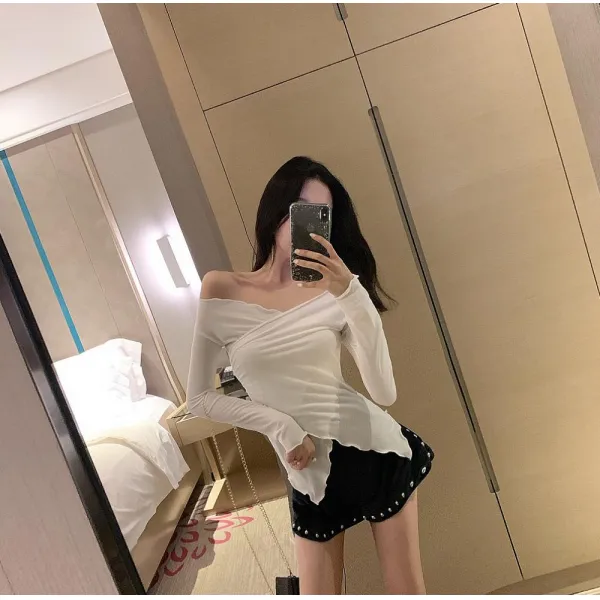 굿씽델타 네오프렌 트렌디한 우드 V넥 교차 슬림핏 긴팔 티셔츠 여성 긴소매