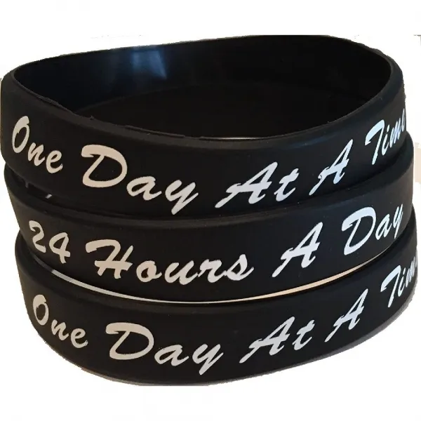 Recoverychip 한 번에 3 블랙 1 일 설정 하루 24 시간 실리콘 손목 밴드 2.5 "팔찌 팔찌 Aa Na