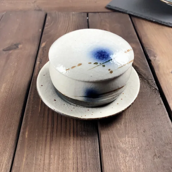 독창적 고다 잔 맛이 늘다 국을 칵테일이다 있음 뚜껑 찻종 유약을 칠함 계란 찜 종지 디저트 적류 달걀종 적류 달걀종 대략 200