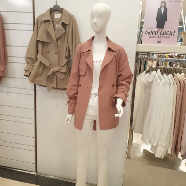 클라비스 실시간 핫한 루즈핏 숏 트렌치 코트 야상 (2020년 올 봄 신상!! 트렌드한 디자인!! 따뜻한 색사으로 가을 패션의 선동자가 됩시다~!~!~ 2COLOR) 뉴코아 울산성남