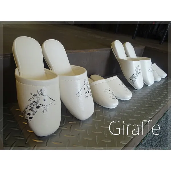 내일 가 벼 운 북유럽 인 테 리 어 '슬리퍼' 합성 피혁 톱 니 모양 기린 힐 링 사 랑스 러 운 심 플 플 플 플 플 플 플라스틱 삽화가 타 치 마 (타 치 마) 디자인 거북 이 손님 오리지널 동물