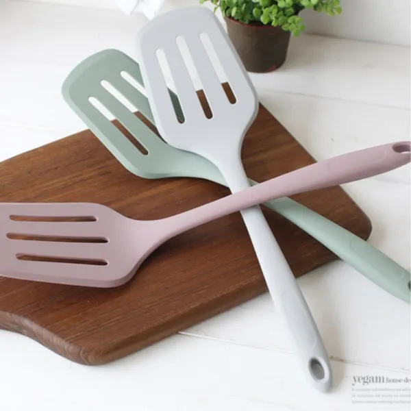 파스텔 실리콘 타공 뒤집개 건지개 겸용 닭갈비헤라 그린