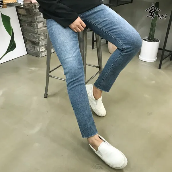 용된다 밑단컷팅 데미지 남자 봄 가을 데님팬츠