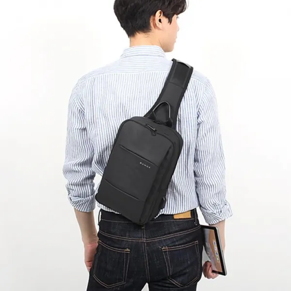 30대남성 데이트용 외출 메신저 슬링백 기자각방 힙색
