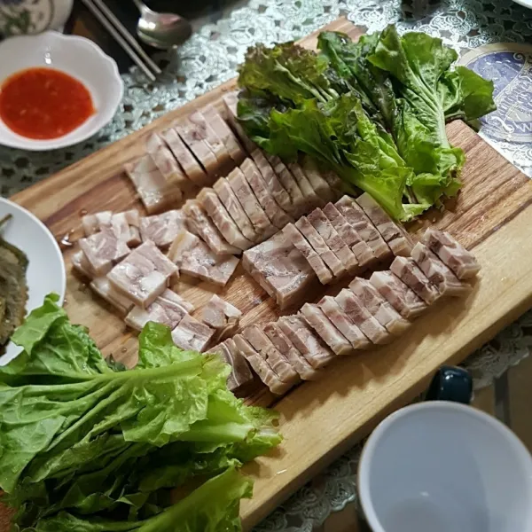 국내산 100% 돼지고기 압축식 통편육 1kg