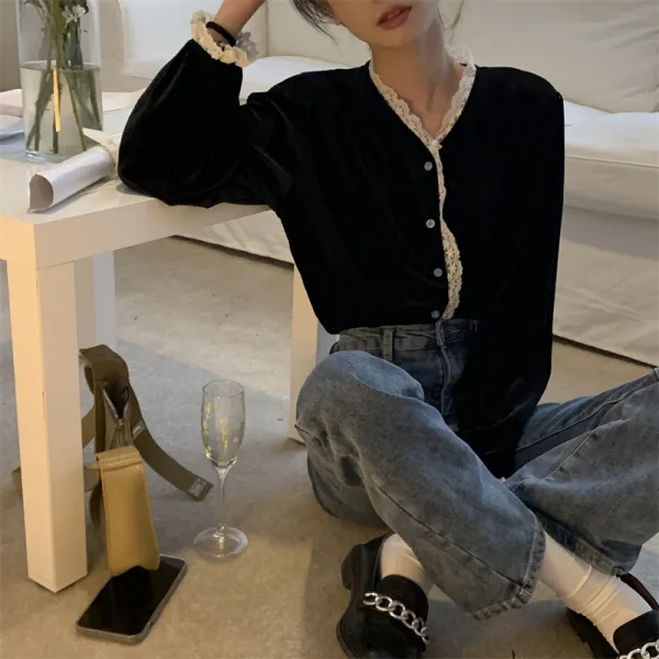 KORELAN 봄가을 2022년 벨벳 여성 프렌치핏 레이스 V넥 블랙 chic설셔츠를 계산하다.