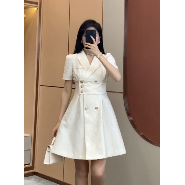 드라굿즈(dragoods)카페(cafe) 여름반팔원피스 상류 셀럽 레일 사치스럽다 화이트 롱 슬림핏 하프기장 여성 룩