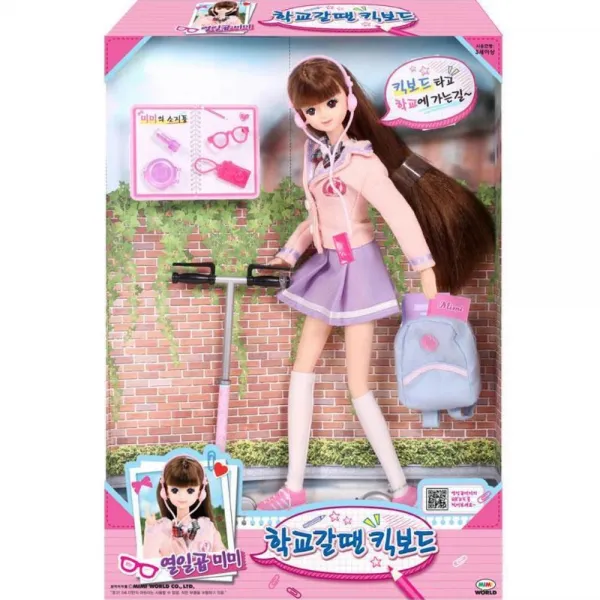 교복입은 미미 킥보드 인형놀이 선물추천 유치원 패션돌 모델