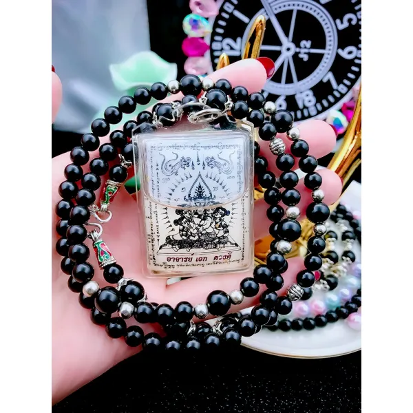 구월애 태국 불패 진품 바카라 불태각 아찬 위제 곤번창함 허그 여성 아크릴 숭적