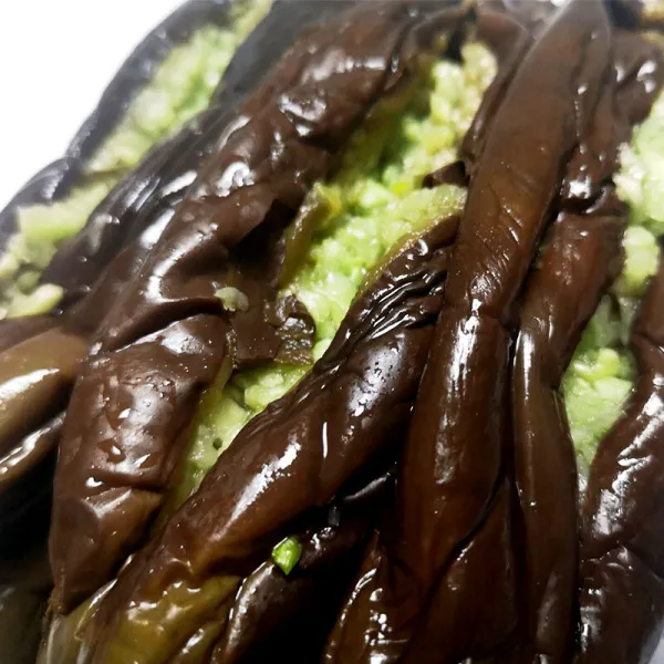 동북 마늘 가지 김치 김치 짠 조선족 연변 가지 절임 마늘 가지 농가 자제 500g*2 케이스, 상세페이지 참조