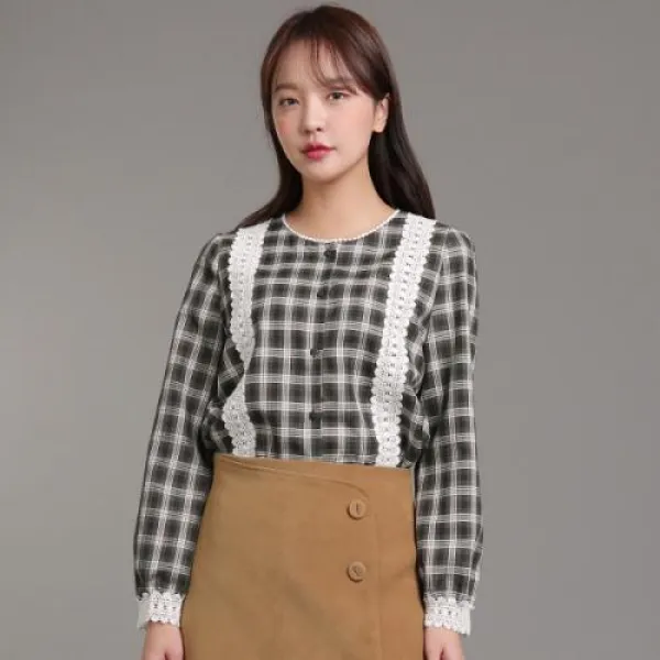 [엔터식스]로엠 레이스장식 풀오버 블라우스(체크)RMBL84TRQ5