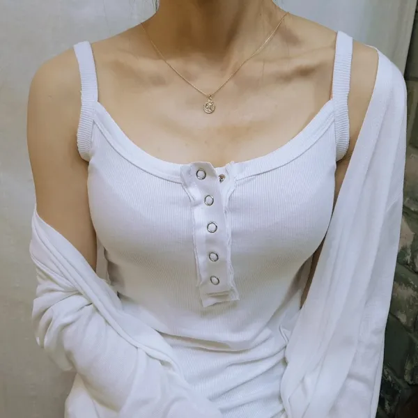 상상그이상 여성용 사계절 또또 단추 슬림핏 골지 스판 나시