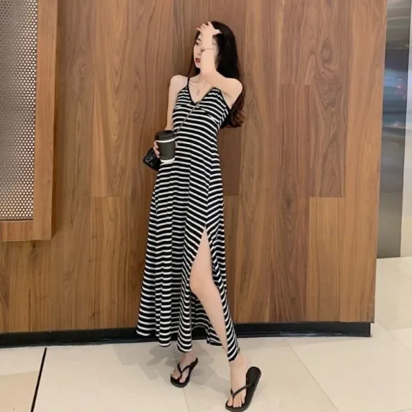 링크링커 미니 봄 여름 브이넥 코메르츠 슬림핏 비치 롱 트임 절개 슬릿 끈나시 뷔스티에원피스 여성