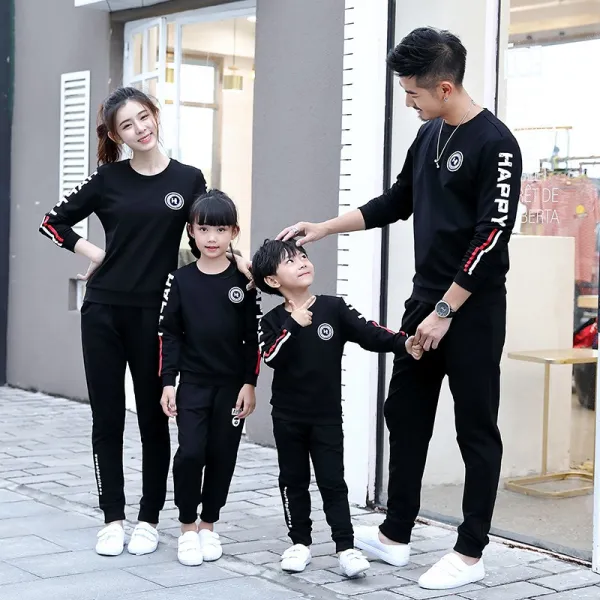 친자식 가을옷 새 식구 셋 가족복 엄마 여장 긴팔 운동복 반복 봄