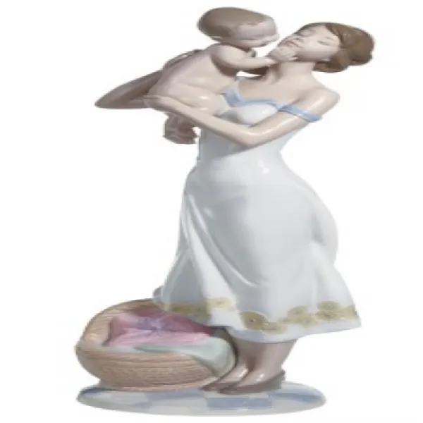 Lladró Unconditional Love Figurine Lladró 무조건적인 사랑 작은 입상, nullSET