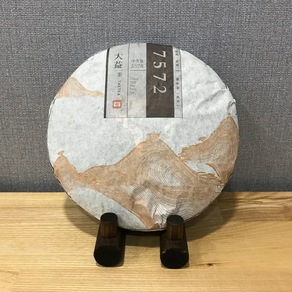 맹해차창 2013년 7572 357g 중국 운남성 대익 보이차 숙차, 1개, 357g