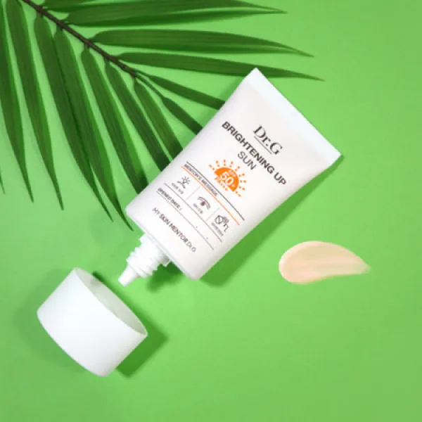  멸치쇼핑 닥터지 브라이트닝 업 선 50ml 상세페이지 참조