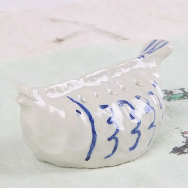 [AUD_3415700] 백자 물고기 수초 꽂이 가지포크통 미니꽃꽂이 물고기통 꽃병 꽃장식 장식꽂이 분청꽂이, 단일상품
