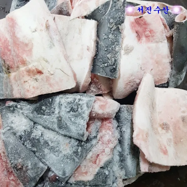 서진수산 돔배기 상어 껍질 1kg 한팩 1팩