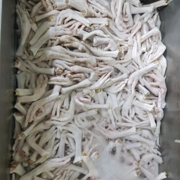 이리저리 여기저기 좋은 우슬닭발 즙 1박스