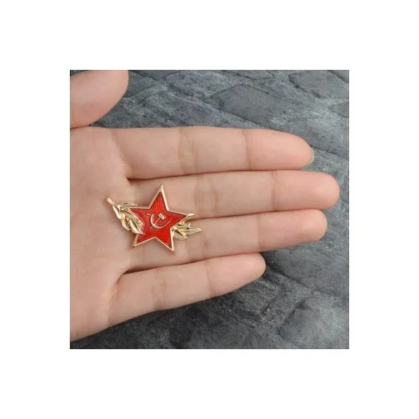 456691 / 레드 스타 망치 낫 공산주의 배지 패션 자유 평등 핀 러시아 선물 소련 브로치 옷깃 핀 여 남 B